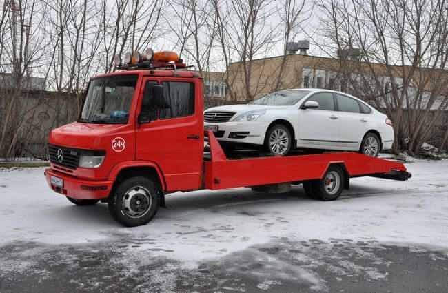 Легковий евакуатор Чернівці недорого